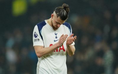 Dezastru Tottenham: Drăgușin, pe bancă la egalul din prelungiri! E pe loc retrogradare