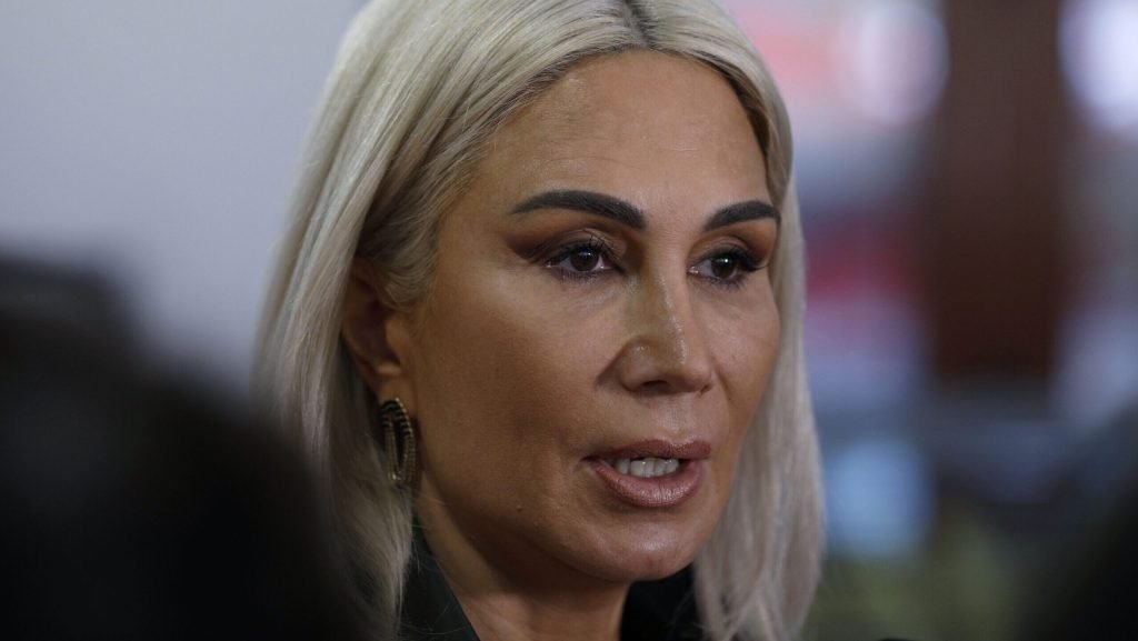 Camera Deputaților a adoptat, în calitate de for decizional, un proiect de lege care oferă consiliere psihologică gratuită părinților copiilor diagnosticați cu autism sau sindrom Down