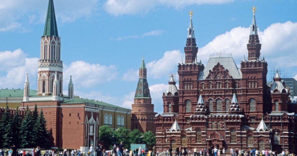 Cum a fost primită la Moscova înfrângerea în alegeri a lui Viktor Orban