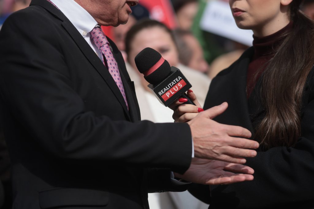 BREAKING Realitatea Plus își poate continua emisia. Curtea de Apel București a suspendat decizia CNA