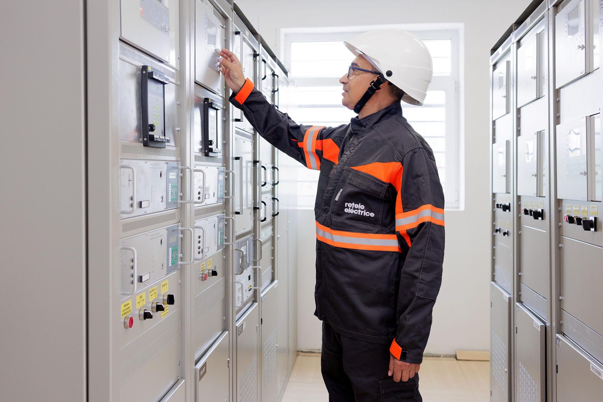 Rețele electrice România toarnă 1,4 miliarde lei în rețele: Ce modernizări sunt planificate?