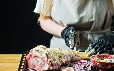 Rețete de Paște: Ciorbă și friptură de miel, secrete de la maeștrii bucătari