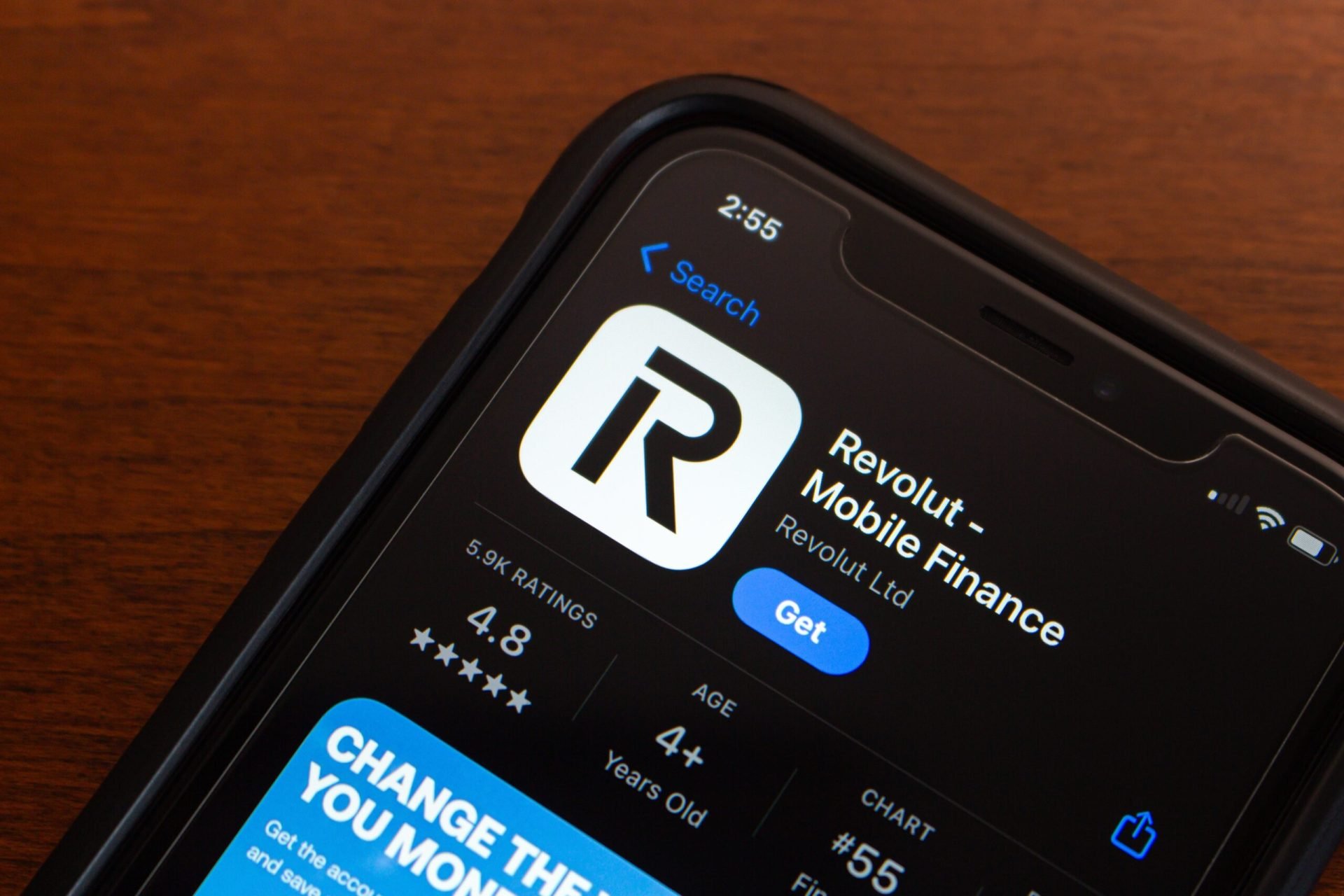 Revolut, amendată dur în Italia: Clienții, posibil înșelați
