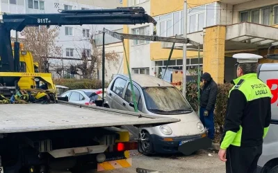 Avertisment pentru șoferi în București: Când îți ridică PRIMĂRIA mașina din parcare