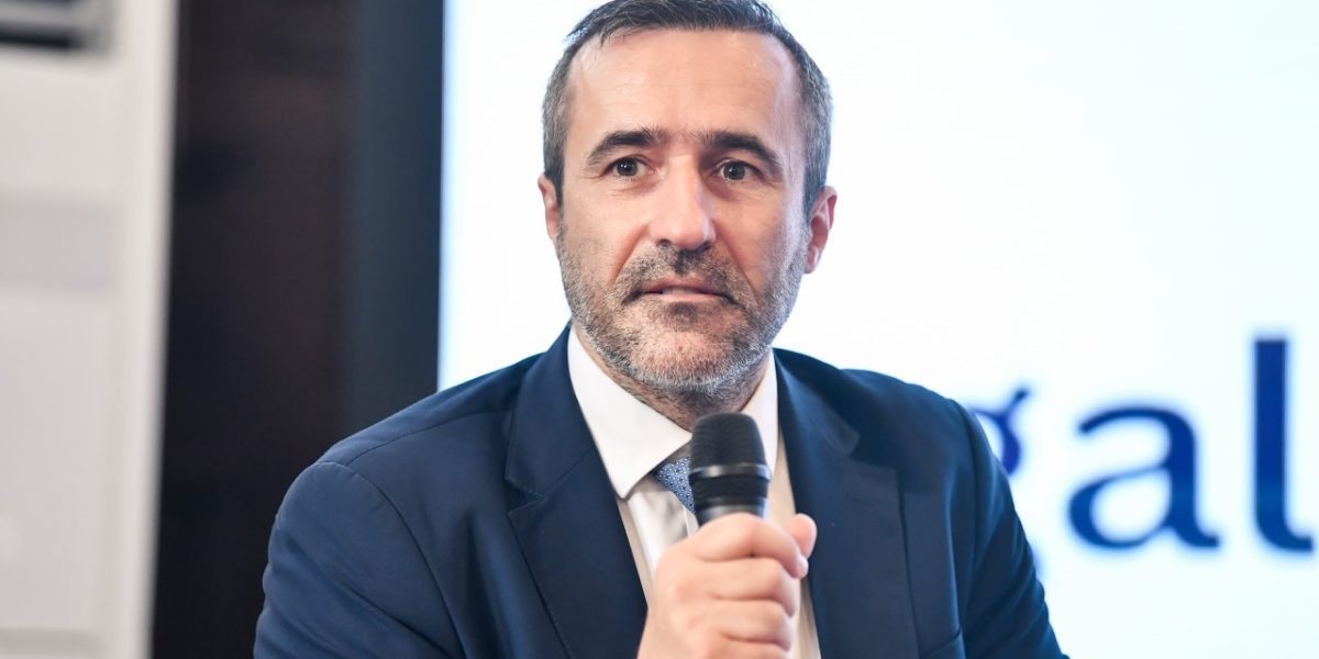 Statul curăță piața forței de muncă străine: Patronatele, despre faliment