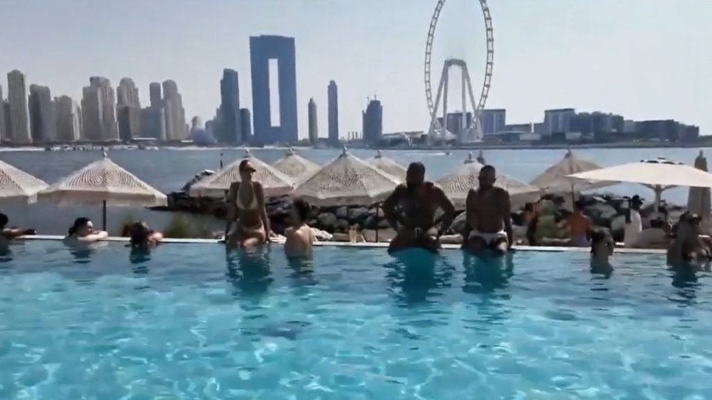 Turismul, paradis distrus de război: Cazări reduse drastic