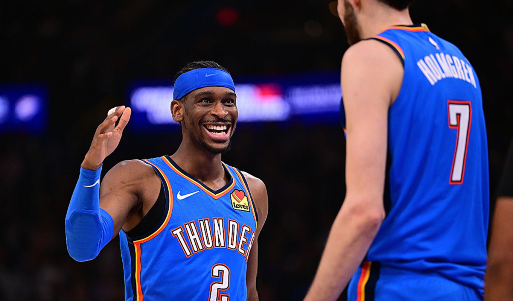 Oklahoma City Thunder a dominat categoric Los Angeles Lakers, impunându-se cu un scor zdrobitor de 123-87, profitând de absențele unor jucători cheie