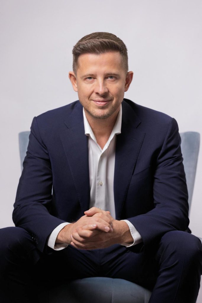 Thuma, Bolojan și Boc, în război la PNL: Atacuri la Nicușor, critici pentru USR