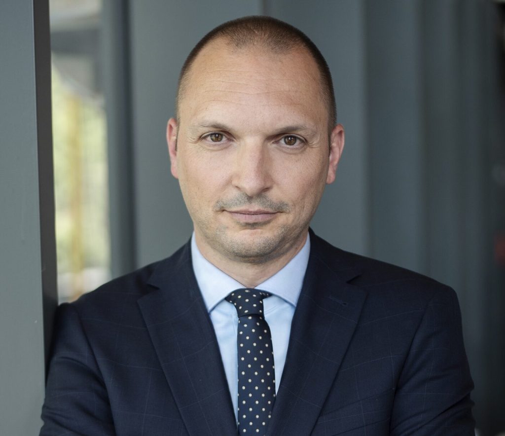 SIGNAL IDUNA accelerează transformarea: Creștere de 19% pentru cele trei companii în România