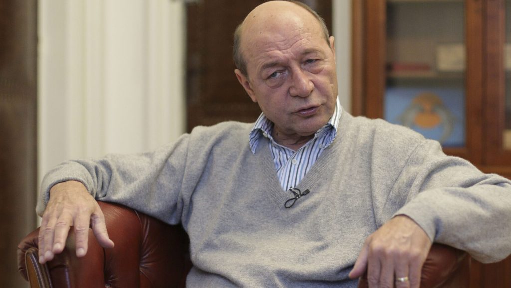 Fostul președinte al României, TRAIAN Băsescu, a criticat dur modul în care țara noastră a gestionat procesul legat de achiziționarea vaccinurilor anti-COVID de la compania PFIZER