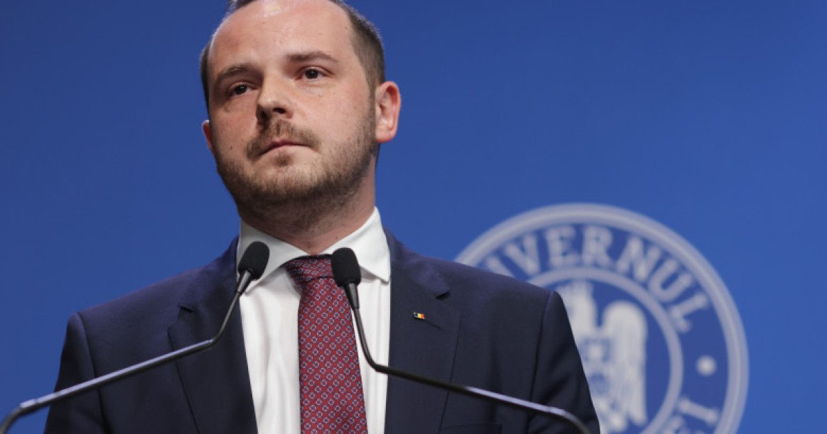 București – Guvernul încearcă să găsească o soluție pentru plata vaccinurilor anti-COVID comandate de la compania Pfizer, ministrul Sănătății, Alexandru ROGOBETE, anunțând că dorește ca banii datorați să fie redirecționați către alte medicamente