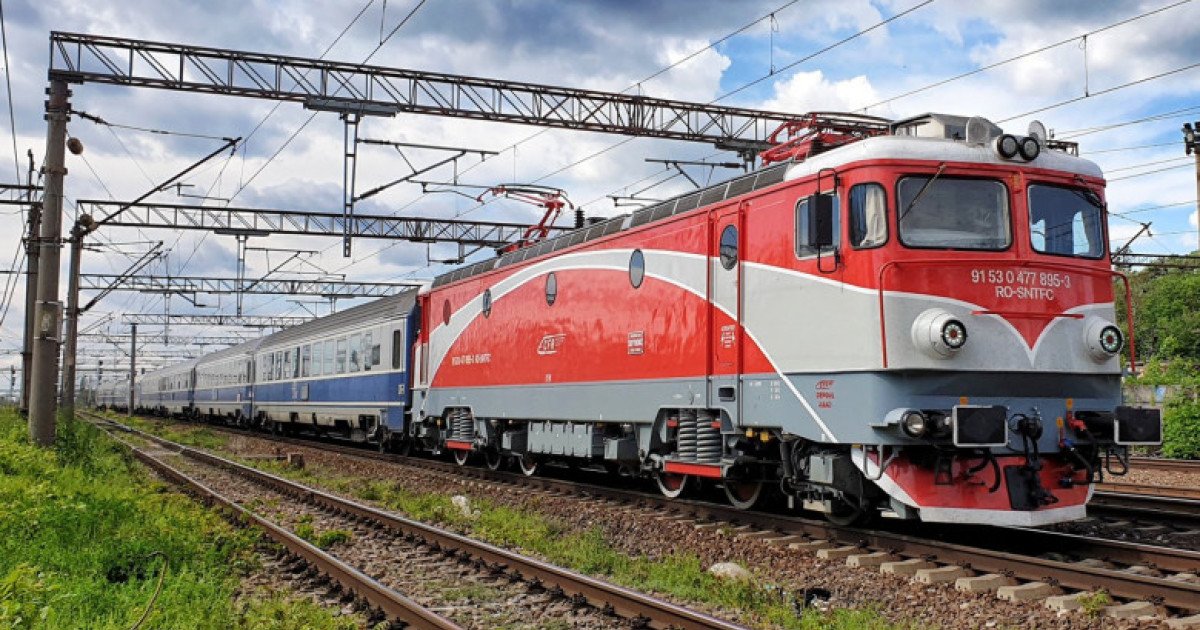 Circulația feroviară între Brașov și Sighișoara este blocată din cauza unui copac căzut Circulația trenurilor pe ruta Brașov – Sighișoara este complet întreruptă miercuri, din cauza unui incident nefericit
