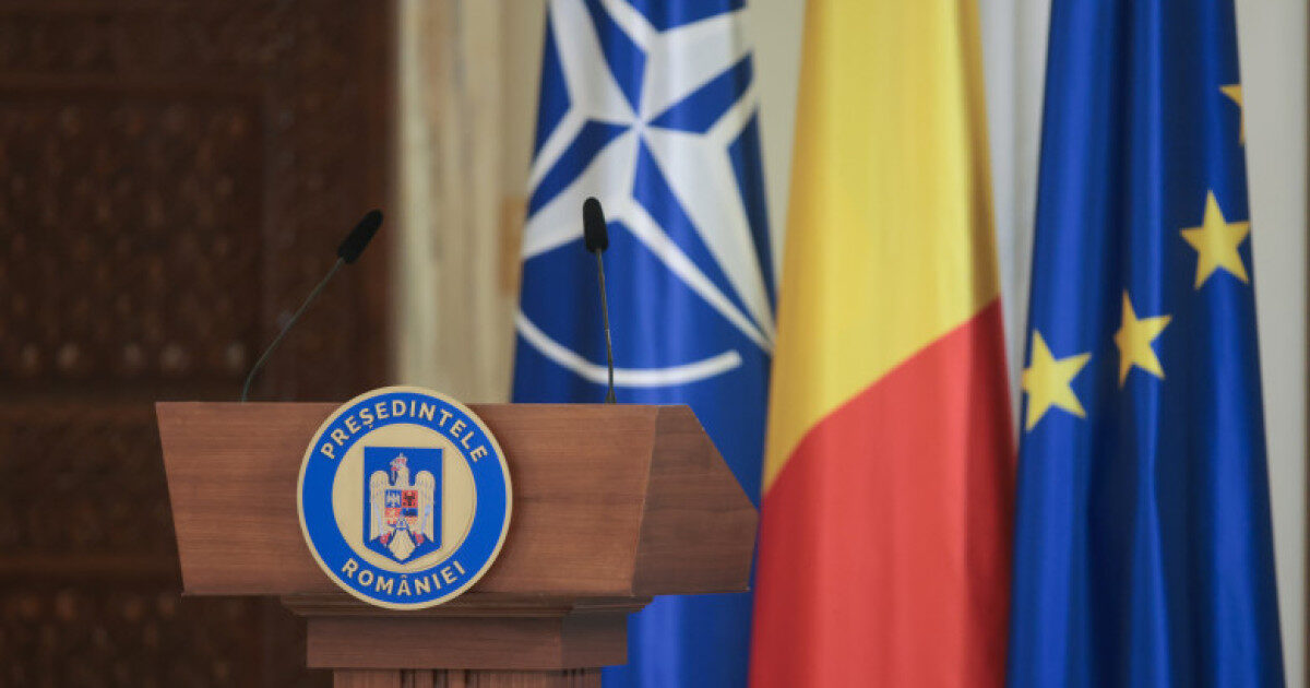 Nicușor Dan, ATACAT de fani și lăudat de PSD: Explicațiile primarului