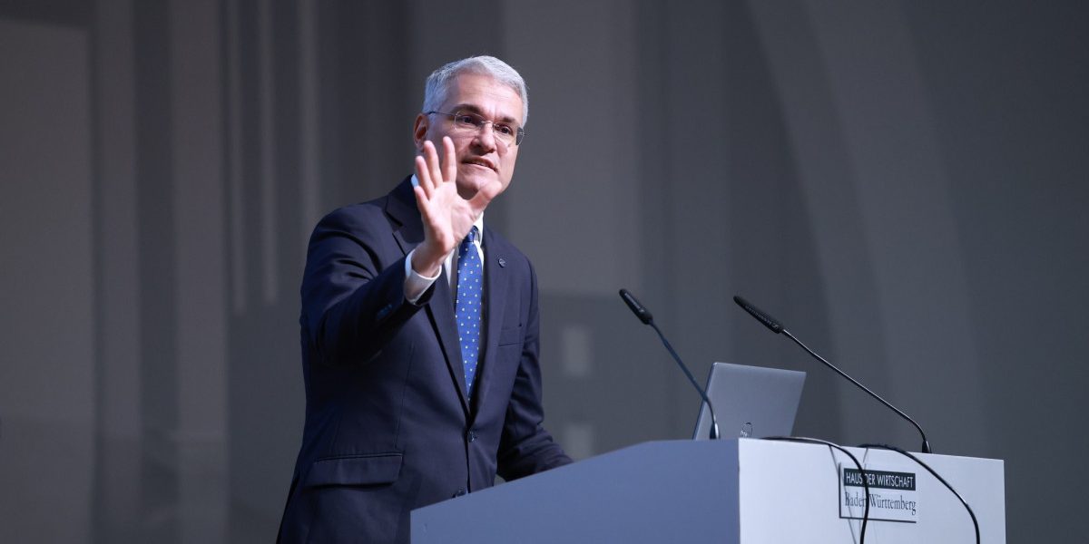 Pîslaru, despre PNRR: Guvernul folosește „semaforul” pentru reforme, monitorizare intensă