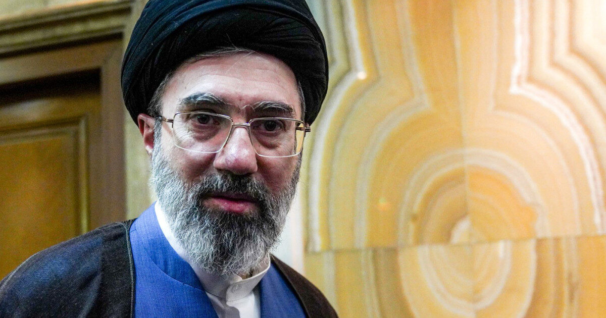 Khamenei, avertisment dur după blocarea Strâmtorii Ormuz de către Iran