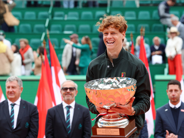 Alcaraz, învins de Sinner la Monte Carlo: Italianul, noul lider mondial