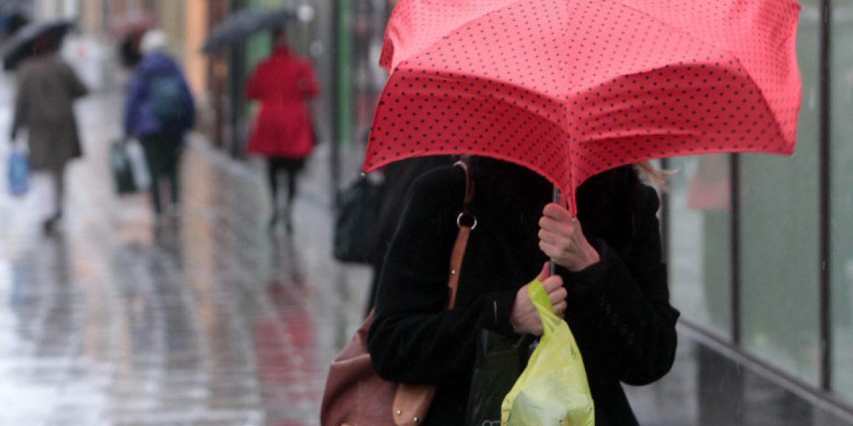 Un val de vreme extremă lovește România: Ninsori, viscol și scădere drastică a temperaturilor Schimbări radicale în ceea ce privește vremea în România