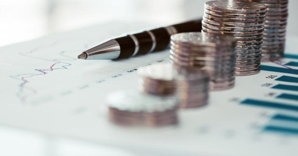 Criză politică: Păun avertizează. Haosul economic, aproape