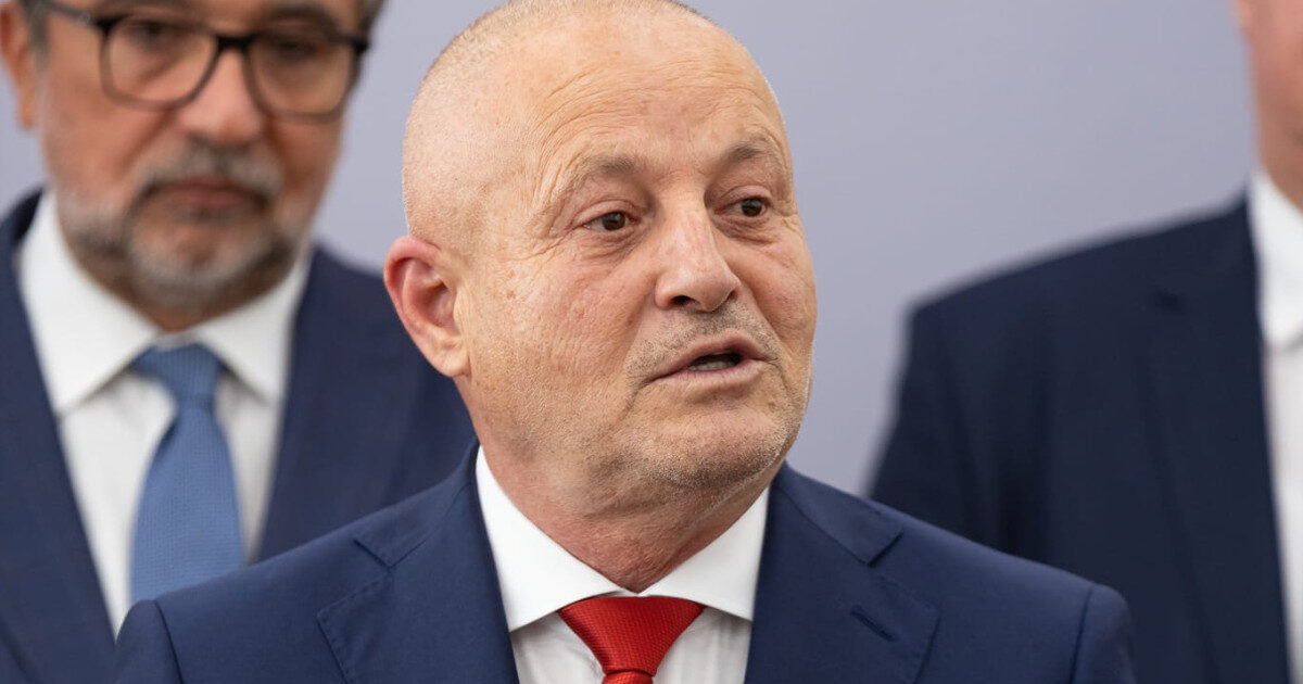 Revoltă în PSD: Deputat din Buzău, la ședința PNL. Acuzații dure