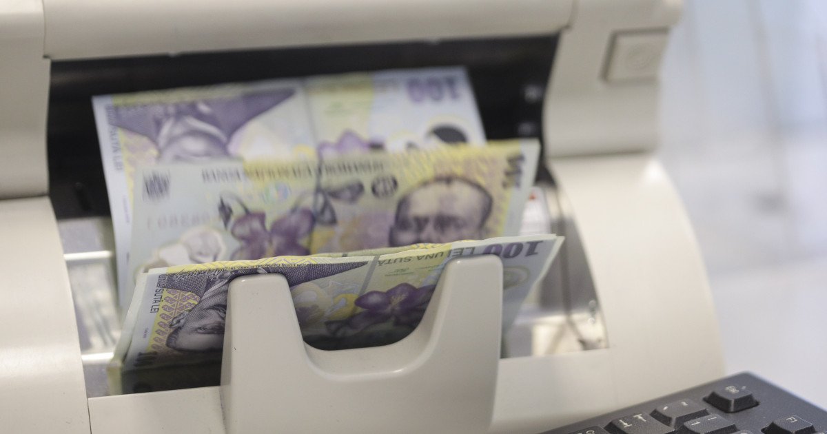 Ministerul Finanțelor a atras suplimentar milioane de lei de la bănci Ministerul Finanțelor a reușit să atragă marți suma de 56,4 milioane de lei de la bănci, prin intermediul unei emisiuni suplimentare de obligațiuni