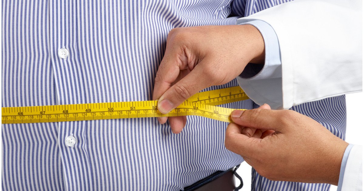 Circumferința abdominală, un pericol ascuns pentru inimă Un nou studiu internațional a tras un semnal de alarmă: cu cât adunăm mai multă grăsime pe burtă, cu atât crește riscul de insuficiență cardiacă