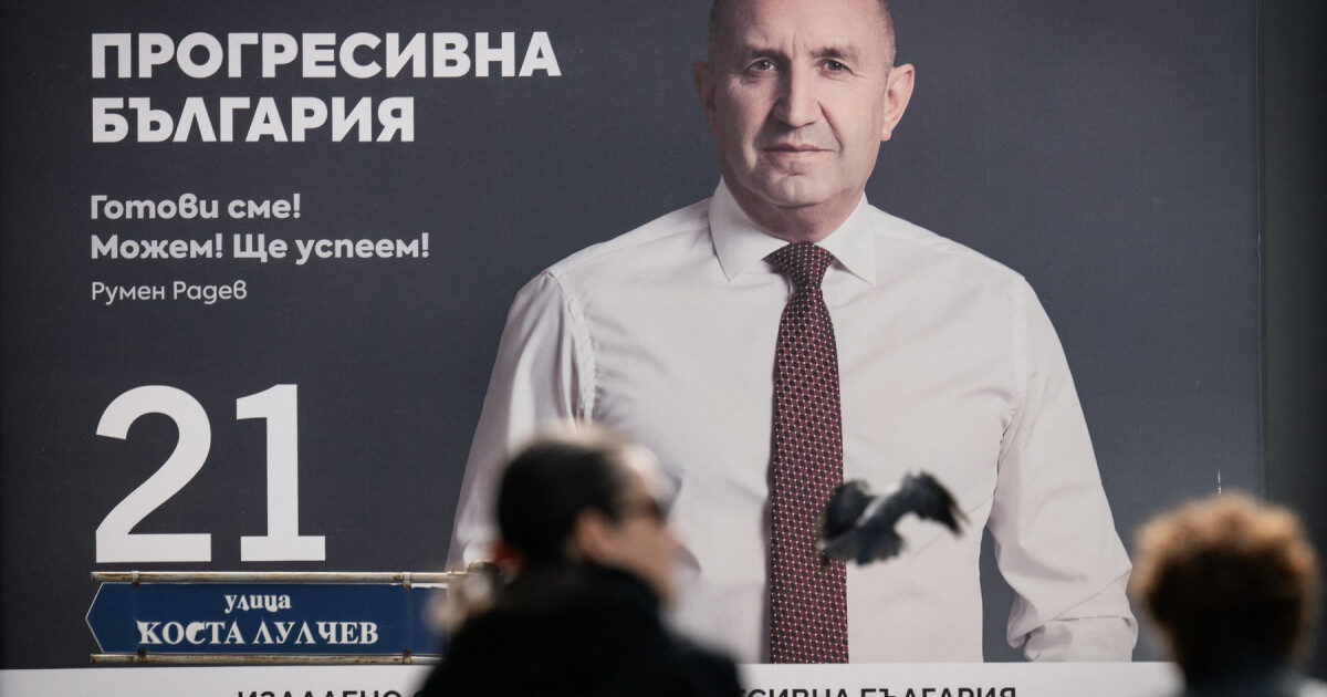 Radev, favorit în Bulgaria: Fostul președinte luptă cu corupția, arată sondajele
