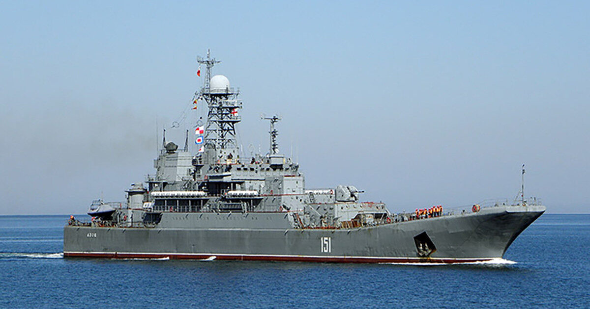 Unitatea „Ghosts” lovește în Crimeea: Portul Tuapse, în flăcări după atacul naval!