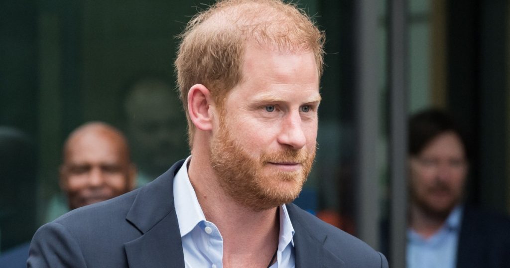 Harry, dat în judecată pentru calomnie: Fosta organizație îl acuză de o campanie negativă
