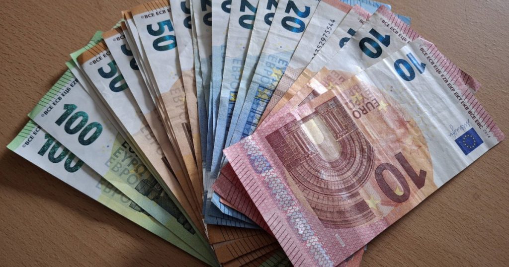 Ungaria, pe cale să adopte euro până în 2030: Ce implică acest pas major