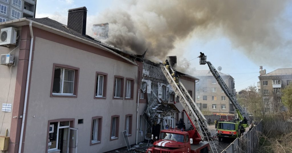 Rusia, 11.000 de încălcări ale armistițiului de Paște în Ucraina, acuză Kievul. Putin, „mare creștin”?