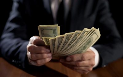 Acceptă joburile urâte: Sfatul MILIONARULUI care a vândut sânge să mănânce