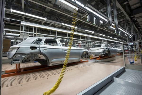 Bistrița, măcel industrial: 500 de oameni, dați afară de o companie