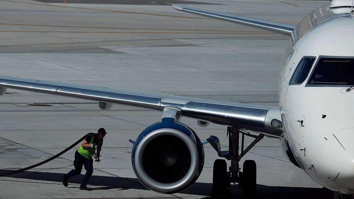 Avertisment capital: Aeroporturi europene, fără combustibil! Criza vine curând