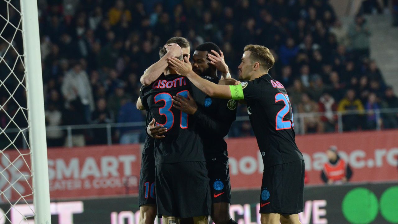FCSB pregătește schimbări majore pentru sezonul viitor Clubul de fotbal FCSB a luat o decizie importantă înaintea debutului noului sezon competițional