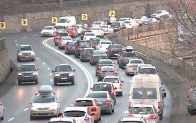 Blocaj total pe Valea Prahovei! Cozi infernale spre București, Poliția recomandă rute ocolitoare