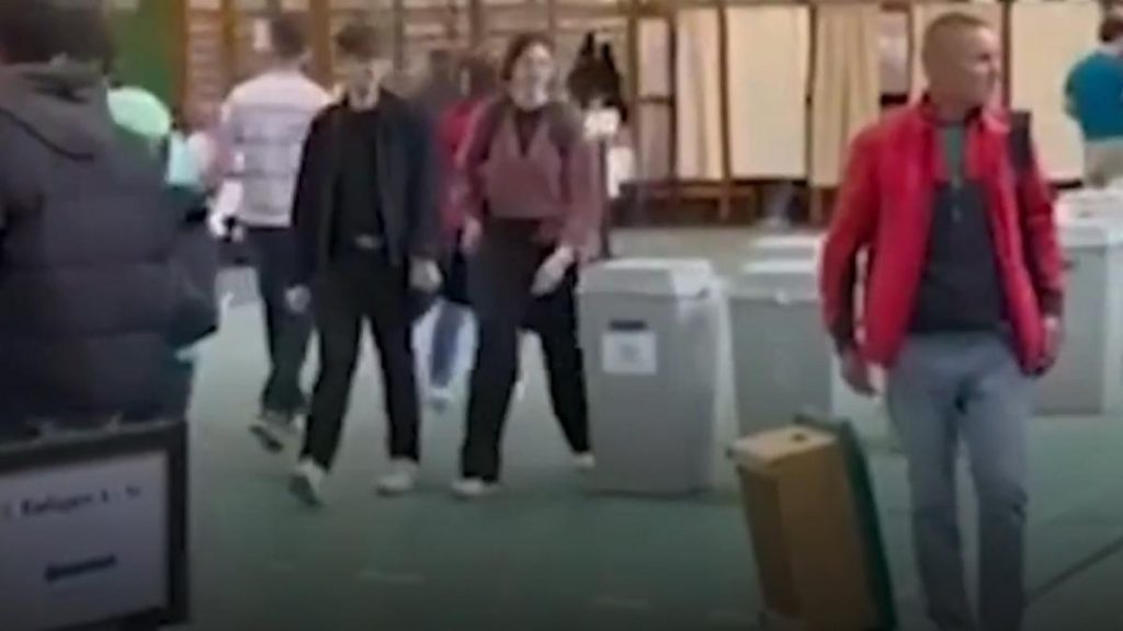 Alertă cu bombă în Ungaria: Două secții de votare, evacuate