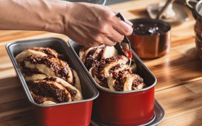 Cozonac ca la bunica: Rețeta cu aluat opărit, secretul unui deliciu pufos