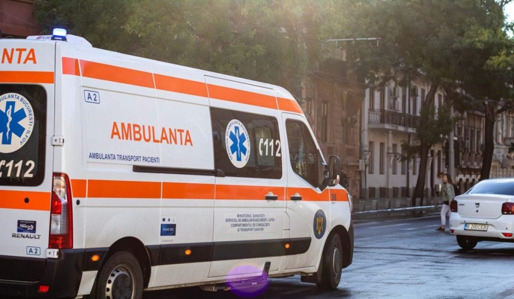 Paznic BRD Brăila, GEST ȘOCANT: Și-a tăiat gâtul. Medicii luptă pentru viața sa