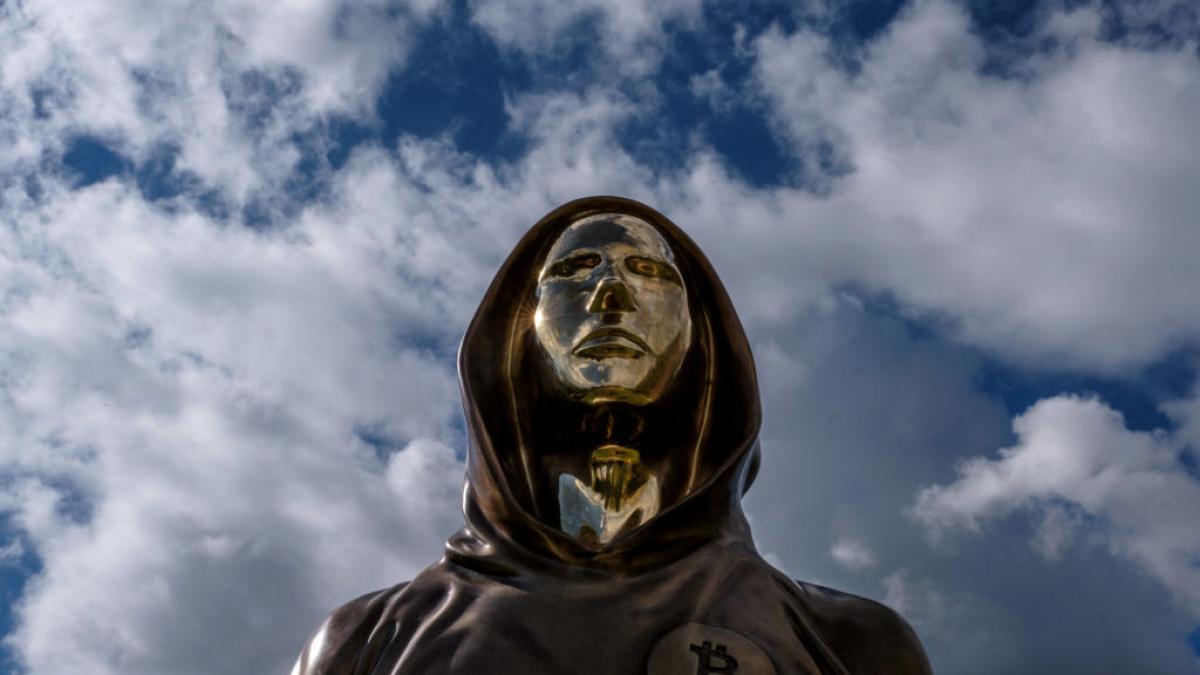 Ancheta NYT: Cine este misteriosul Satoshi Nakamoto, inventatorul Bitcoin?