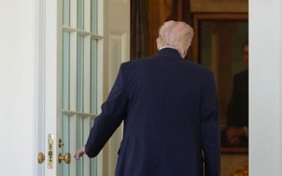 Cifre NEGATIVE: Donald Trump, tot mai slab în fața Iranului