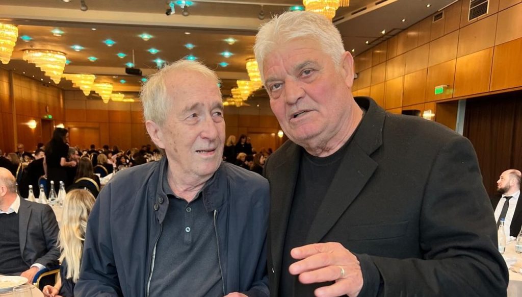 Rare apariție: Valentin Ceaușescu, la parastasul lui Mircea Lucescu