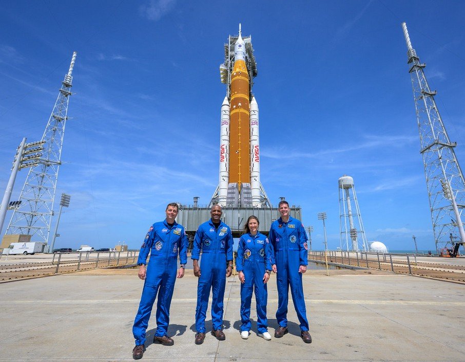 Aventura pe Lună: Patru astronauți pornesc la drum. Ce urmează și ce e de urmărit?