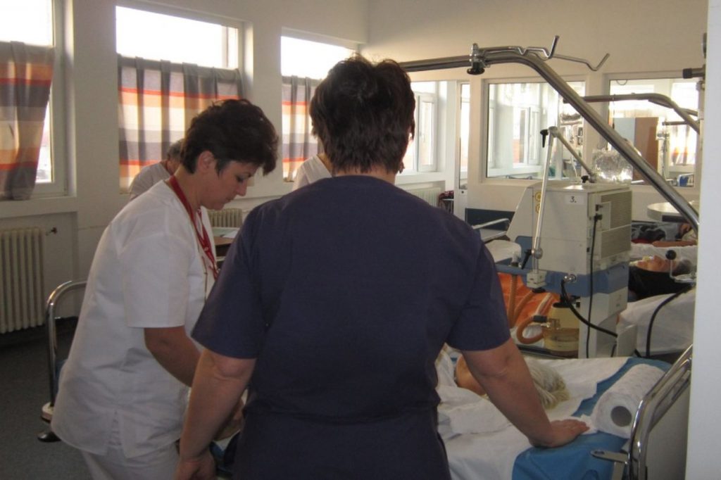 OAMGMAMR, partener în INTENSIV+: Îngrijire pentru pacienții critici
