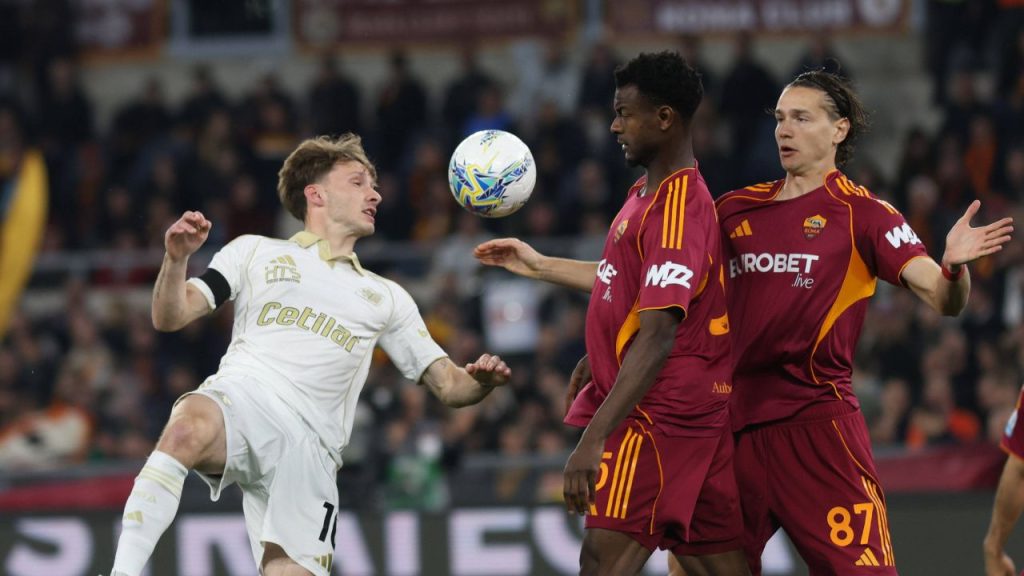 Gest emoționant în Italia: AS Roma, omagiu pentru Mircea Lucescu