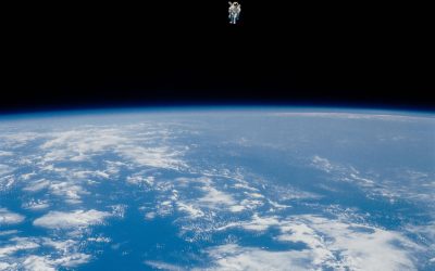 În 1984, NASA risca enorm: Cum a salvat un astronaut un satelit!