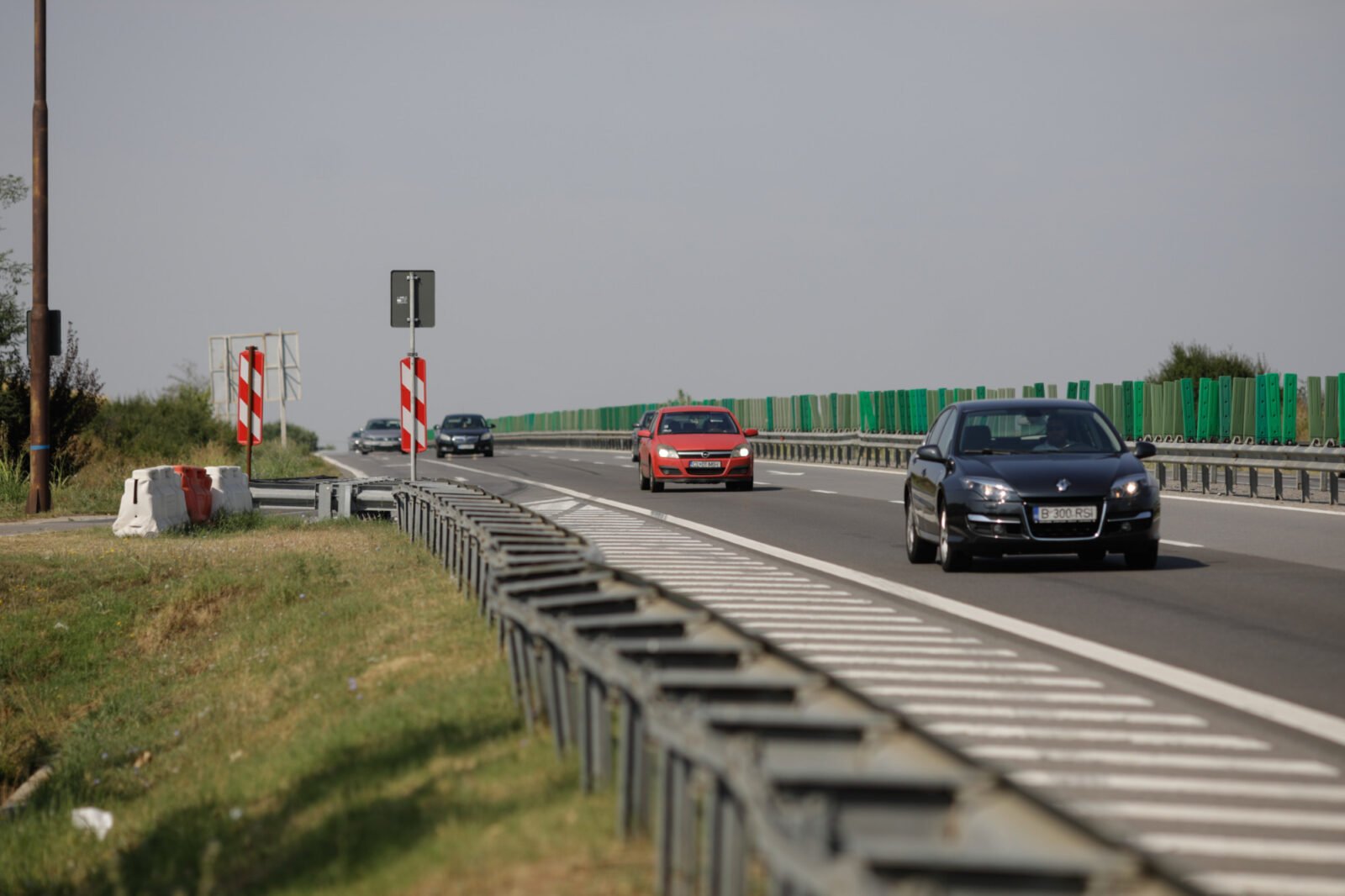 În perioada sărbătorilor Pascale, șoferii de camioane și alte vehicule de mare tonaj se vor confrunta cu restricții de circulație pe principalele artere rutiere din țară