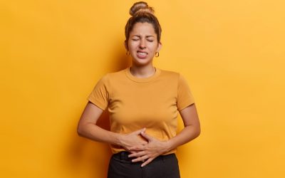 Balonarea după masă: Ce soluții simple recomandă specialiștii din România