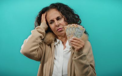 Taxă-șoc pentru turiști: Românii, puși să plătească suplimentar, deși au plătit vacanța