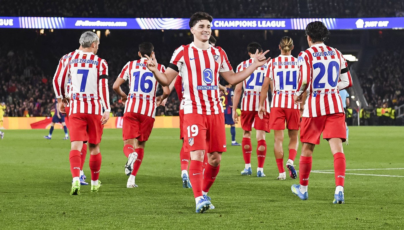 BARCELONA, ÎNVINSĂ DE ATLETICO MADRID ÎN PRIMUL MECI DIN SFERTURILE LIGII FC Barcelona a suferit o înfrângere surprinzătoare pe teren propriu în turul sferturilor de finală ale Ligii Campionilor, sezonul 2025/2026