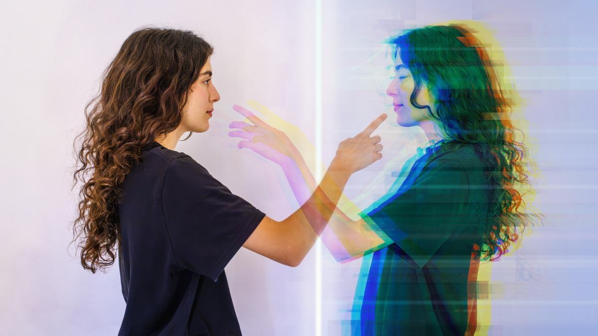 Geamănul digital: BBC dezvăluie secretul angajatului perfect!